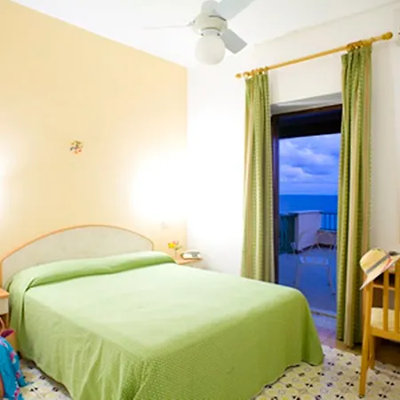 フランツ Sant'Angelo (Isola d'Ischia)
